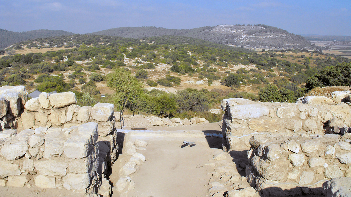 ARCHAEOLOGY: Azekah: a Mini-Pompeii in Judah